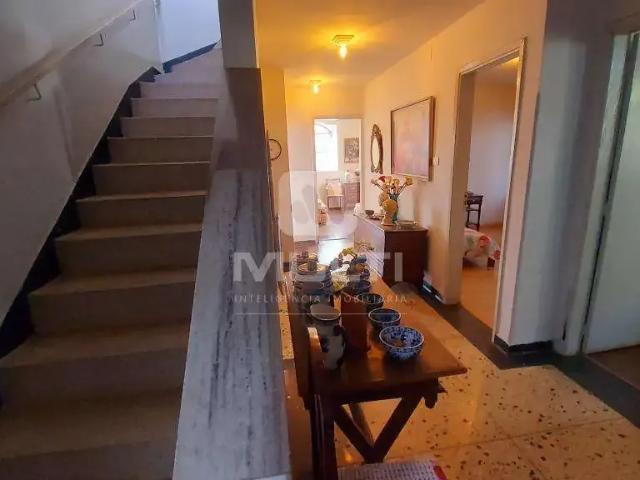 Casa / Sobrado para Venda em Uberlândia/MG Centro 8 Quartos