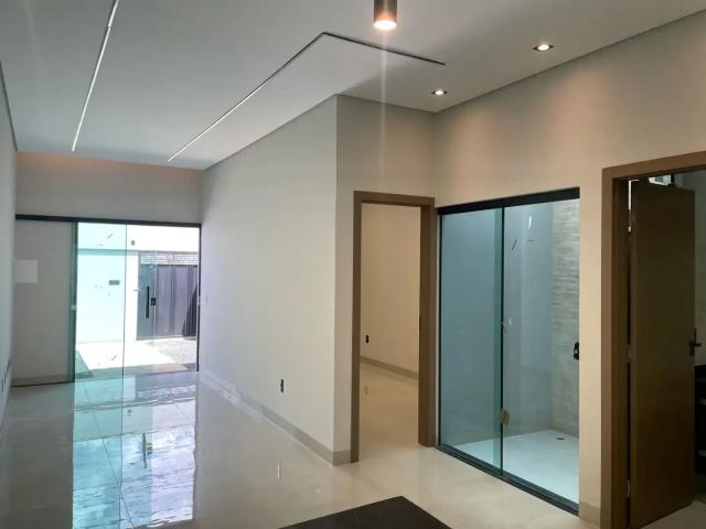 Casa / Sobrado para Venda em Uberlândia/MG Chácaras Jardim Holanda 2 Quartos