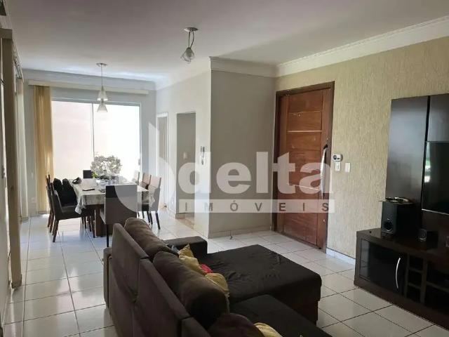 Casa / Sobrado para Venda em Uberlândia/MG Chácaras Tubalina e Quartel 3 Quartos