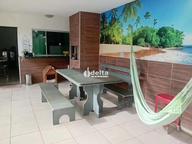 Casa / Sobrado para Venda em Uberlândia/MG Chácaras Tubalina e Quartel 3 Quartos