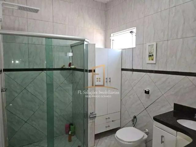 Casa / Sobrado para Venda em Uberlândia/MG Cidade Jardim 4 Quartos