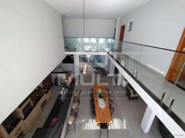 Casa / Sobrado para Venda em Uberlândia/MG Cidade Jardim 4 Quartos