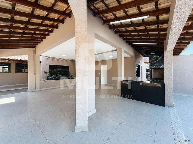 Casa / Sobrado para Venda em Uberlândia/MG Cidade Jardim 5 Quartos