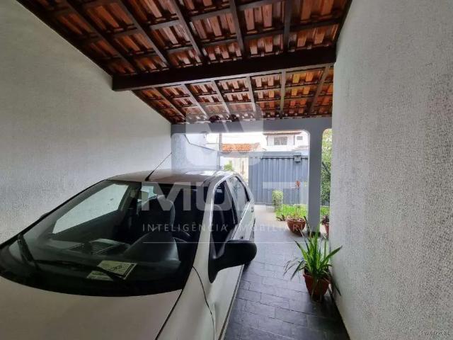 Casa / Sobrado para Venda em Uberlândia/MG Cidade Jardim 3 Quartos