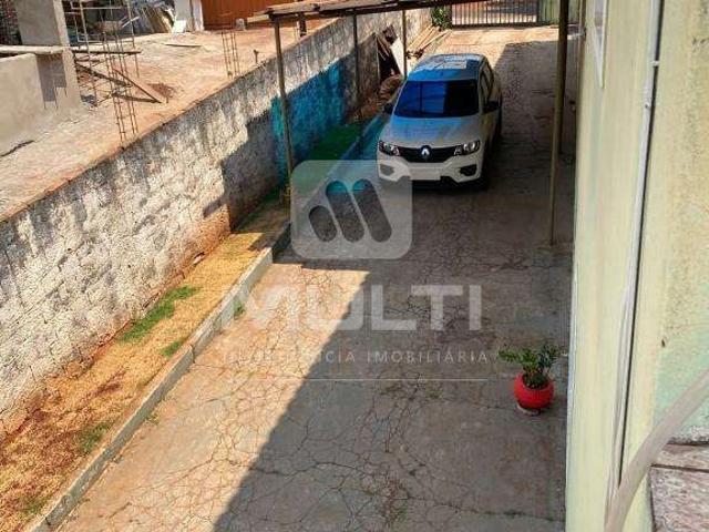 Casa / Sobrado para Venda em Uberlândia/MG Cidade Jardim 3 Quartos