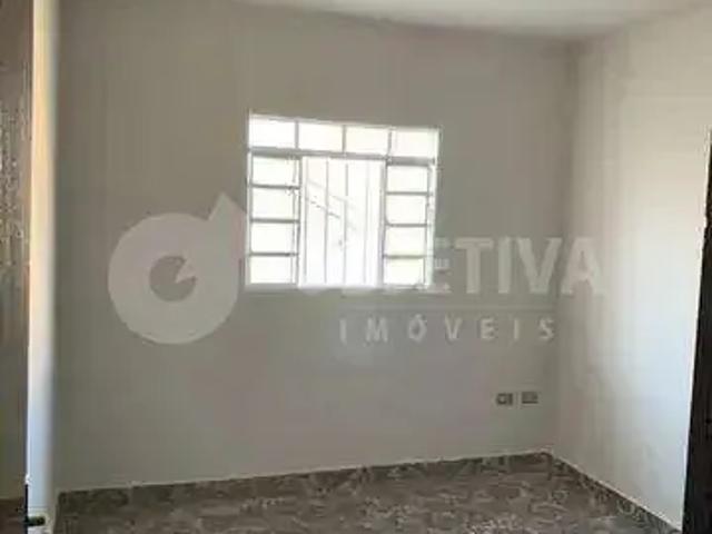 Casa / Sobrado para Venda em Uberlândia/MG Custódio Pereira 4 Quartos