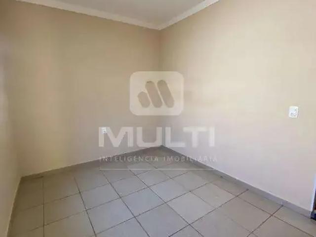 Casa / Sobrado para Venda em Uberlândia/MG Custódio Pereira 6 Quartos