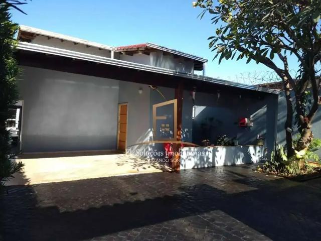 Casa / Sobrado para Venda em Uberlândia/MG Custódio Pereira 3 Quartos