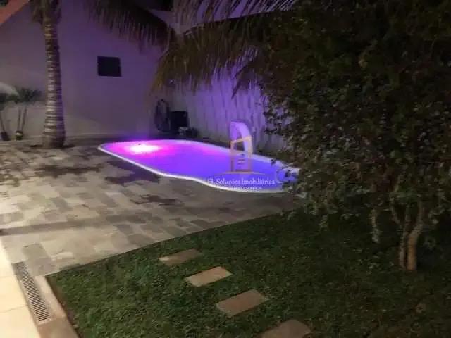 Casa / Sobrado para Venda em Uberlândia/MG Custódio Pereira 3 Quartos