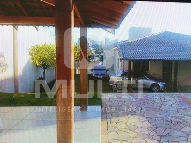 Casa / Sobrado para Venda em Uberlândia/MG Altamira 5 Quartos