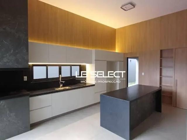 Casa / Sobrado para Venda em Uberlândia/MG Alto Umuarama 3 Quartos