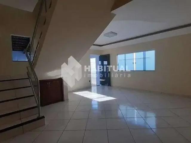 Casa / Sobrado para Venda em Uberlândia/MG Alto Umuarama 3 Quartos