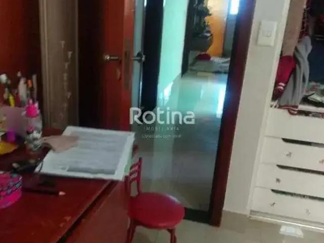 Casa / Sobrado para Venda em Uberlândia/MG Alto Umuarama 3 Quartos