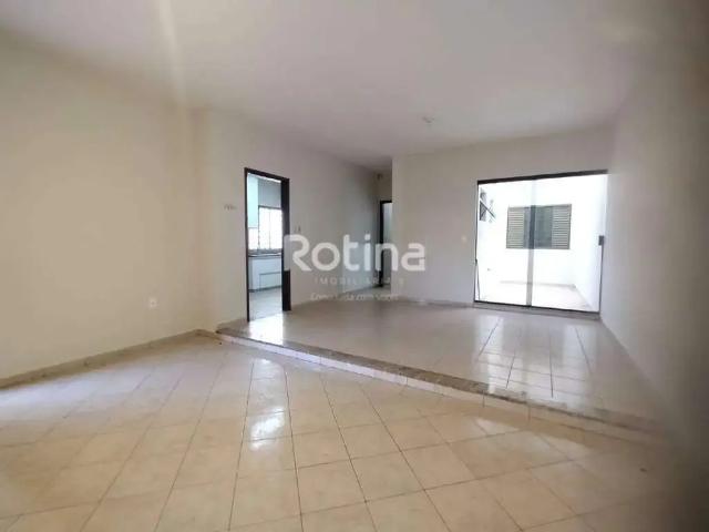 Casa / Sobrado para Venda em Uberlândia/MG Alto Umuarama 3 Quartos