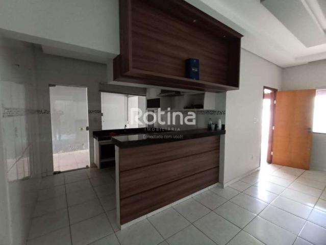 Casa / Sobrado para Venda em Uberlândia/MG Bosque dos Buritis 3 Quartos