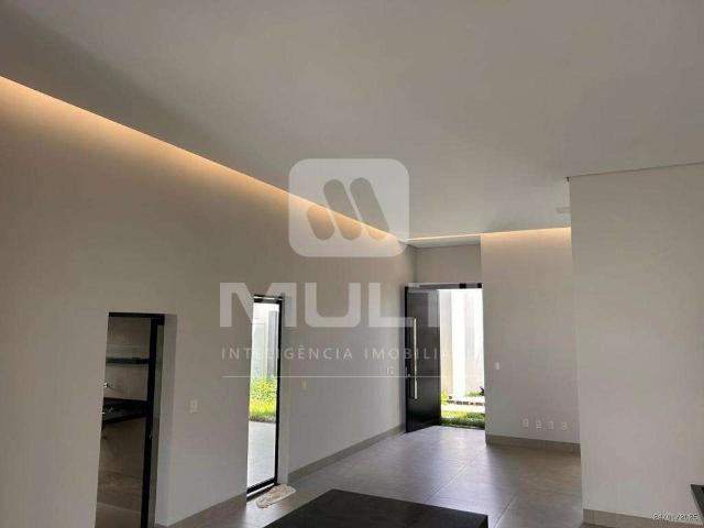 Casa / Sobrado para Venda em Uberlândia/MG Bosque dos Buritis 3 Quartos