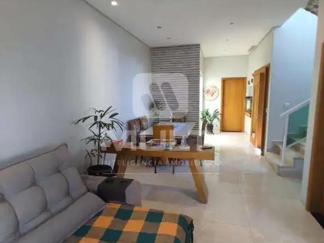 Casa / Sobrado para Venda em Uberlândia/MG Bosque dos Buritis 4 Quartos