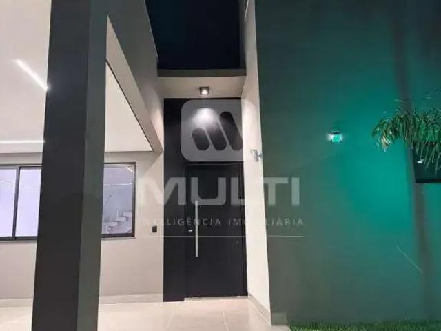 Casa / Sobrado para Venda em Uberlândia/MG Bosque dos Buritis 4 Quartos