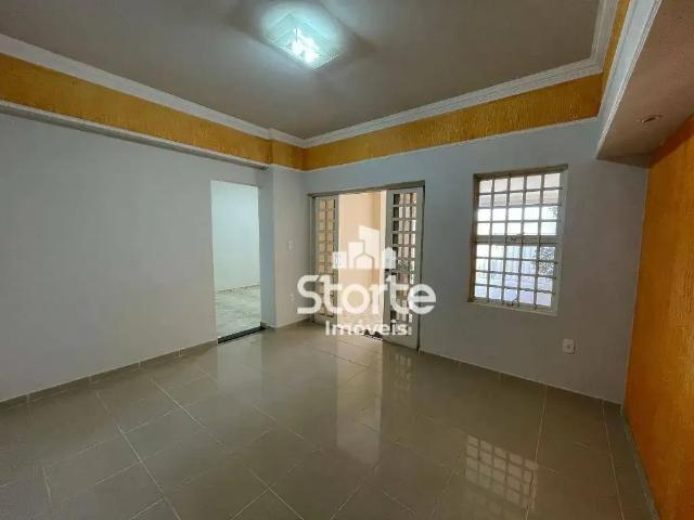 Casa / Sobrado para Venda em Uberlândia/MG Brasil 3 Quartos