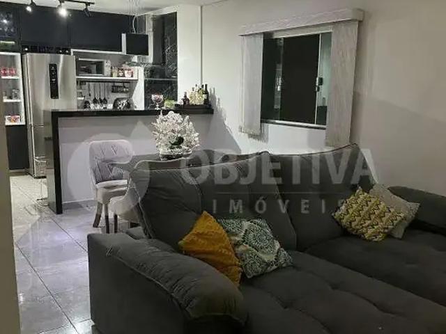 Casa / Sobrado para Venda em Uberlândia/MG Granada 3 Quartos