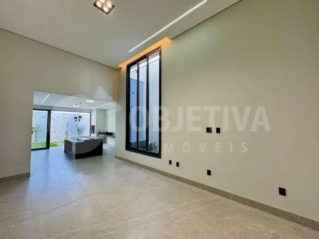 Casa / Sobrado para Venda em Uberlândia/MG Granada 3 Quartos