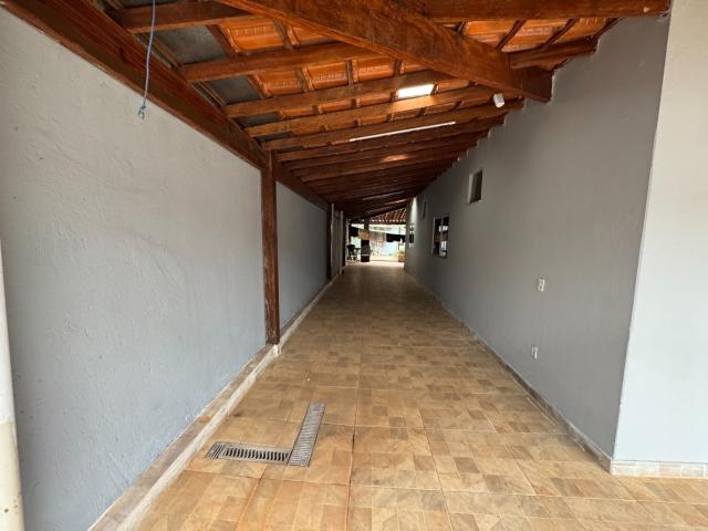 Casa / Sobrado para Venda em Uberlândia/MG Granada 3 Quartos