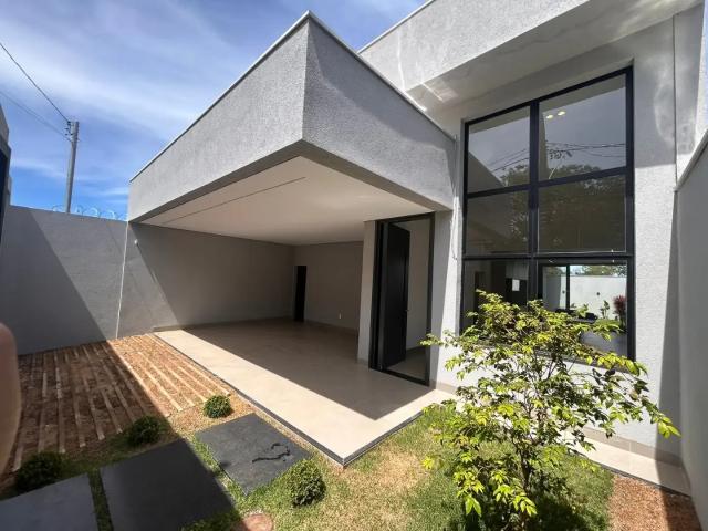Casa / Sobrado para Venda em Uberlândia/MG Granada 3 Quartos
