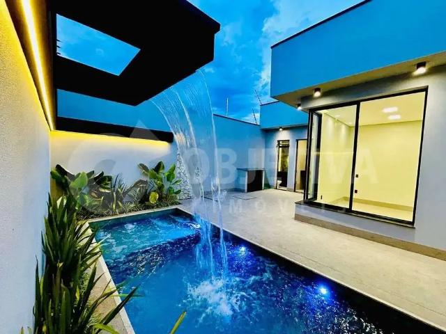 Casa / Sobrado para Venda em Uberlândia/MG Grand Ville 3 Quartos