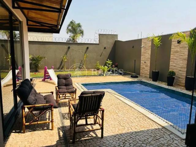 Casa / Sobrado para Venda em Uberlândia/MG Daniel Fonseca 3 Quartos