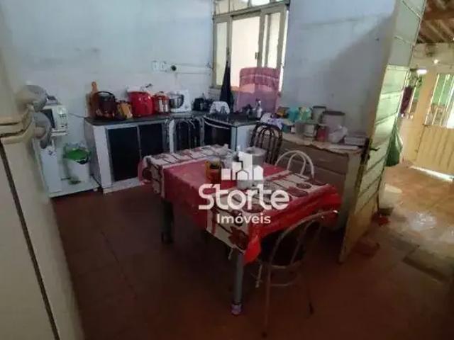Casa / Sobrado para Venda em Uberlândia/MG Daniel Fonseca 4 Quartos