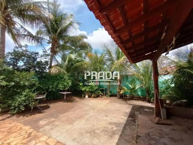 Casa / Sobrado para Venda em Uberlândia/MG Jaraguá 4 Quartos