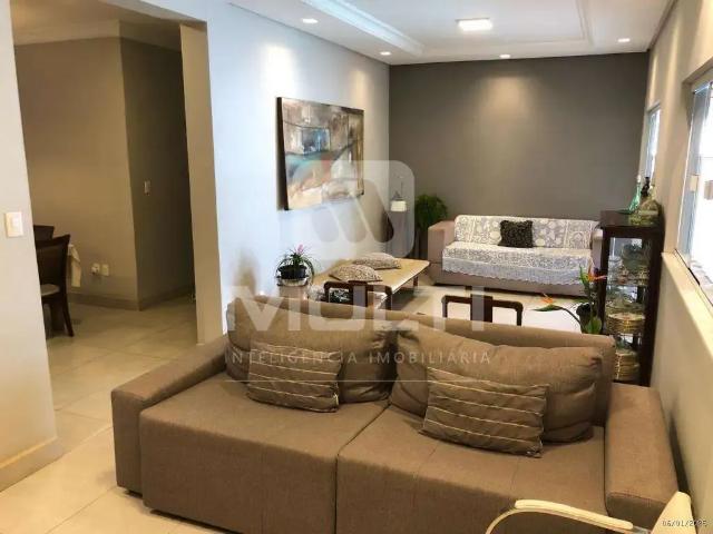 Casa / Sobrado para Venda em Uberlândia/MG Jaraguá 5 Quartos
