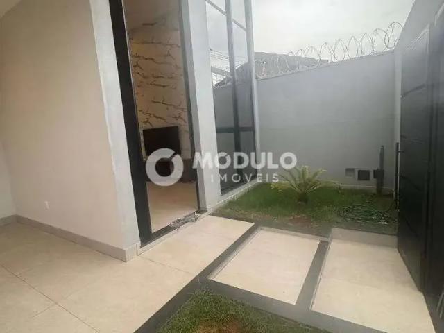 Casa / Sobrado para Venda em Uberlândia/MG Jardim Botânico 3 Quartos