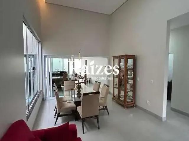 Casa / Sobrado para Venda em Uberlândia/MG Jardim Botânico 3 Quartos
