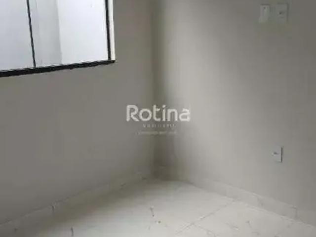 Casa / Sobrado para Venda em Uberlândia/MG Jardim Canaã 2 Quartos