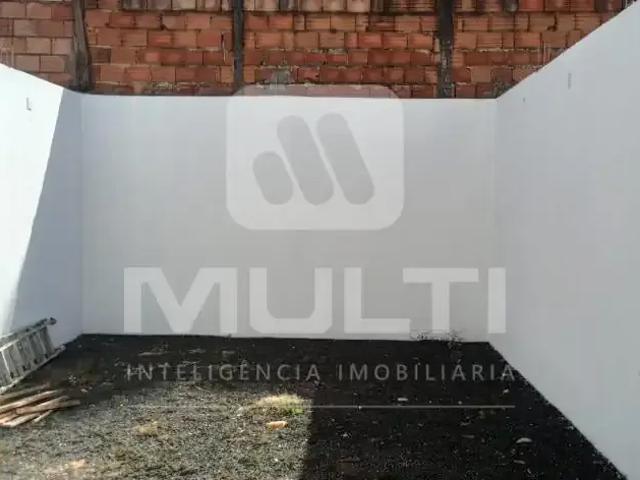Casa / Sobrado para Venda em Uberlândia/MG Jardim Célia 2 Quartos
