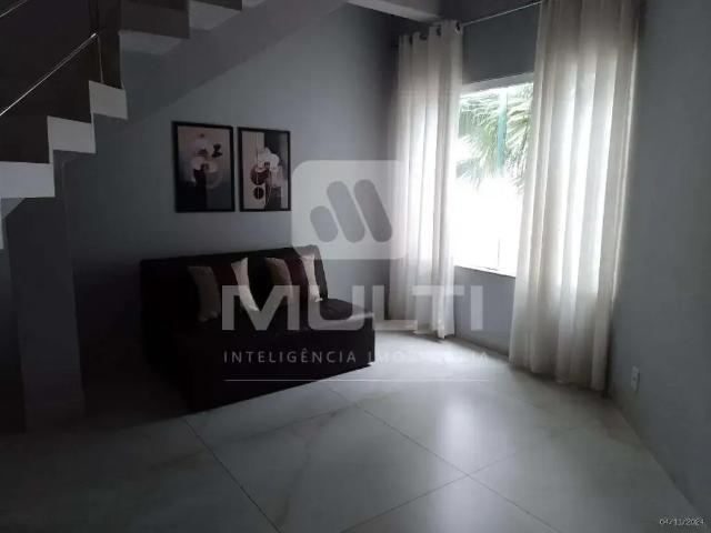 Casa / Sobrado para Venda em Uberlândia/MG Jardim das Acácias 4 Quartos