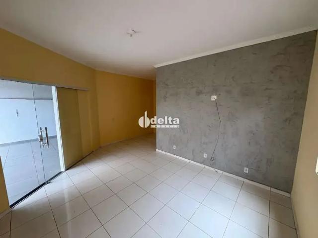 Casa / Sobrado para Venda em Uberlândia/MG Jardim das Palmeiras 3 Quartos
