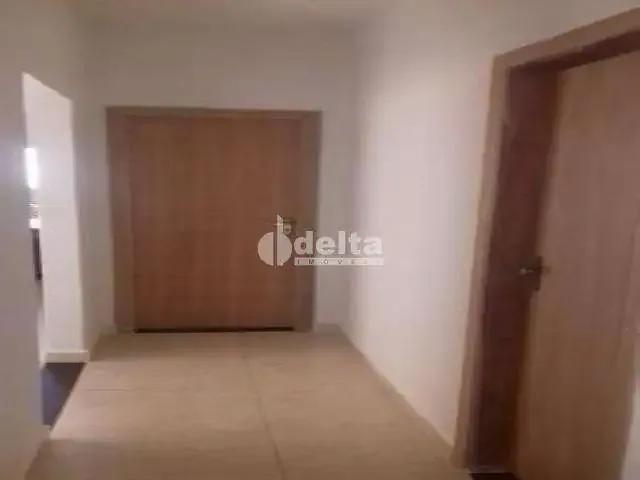 Casa / Sobrado para Venda em Uberlândia/MG Jardim das Palmeiras 3 Quartos