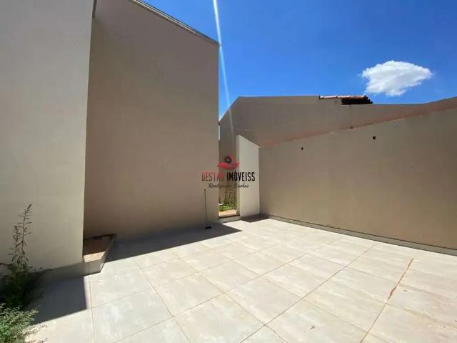 Casa / Sobrado para Venda em Uberlândia/MG Jardim das Palmeiras 3 Quartos