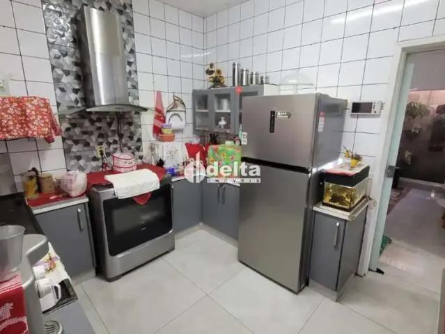 Casa / Sobrado para Venda em Uberlândia/MG Jardim das Palmeiras 3 Quartos