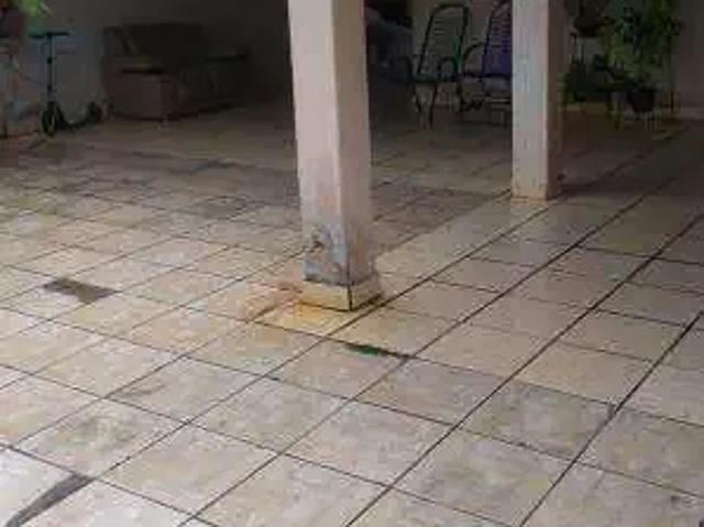 Casa / Sobrado para Venda em Uberlândia/MG Jardim das Palmeiras 3 Quartos