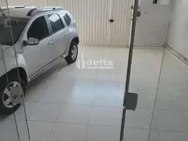 Casa / Sobrado para Venda em Uberlândia/MG Jardim das Palmeiras 2 Quartos
