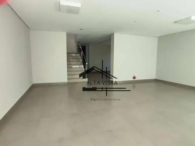 Casa / Sobrado para Venda em Uberlândia/MG Jardim das Palmeiras 4 Quartos