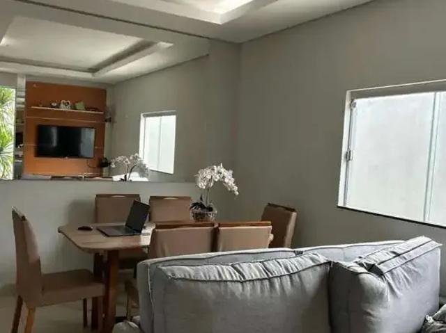 Casa / Sobrado para Venda em Uberlândia/MG Jardim Europa 2 Quartos