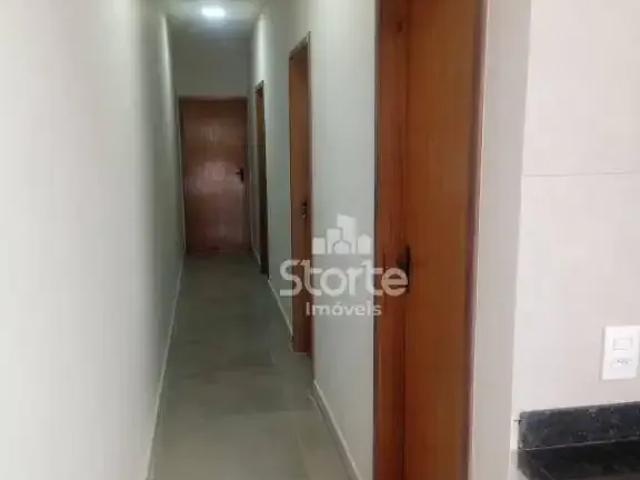Casa / Sobrado para Venda em Uberlândia/MG Jardim Europa 3 Quartos