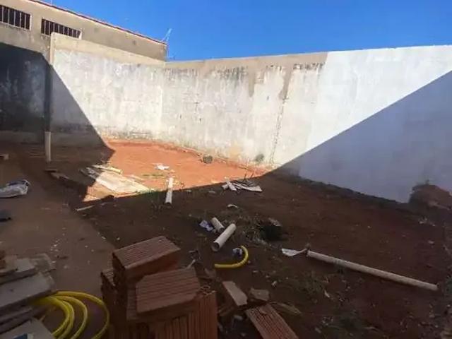 Casa / Sobrado para Venda em Uberlândia/MG Jardim Europa 3 Quartos
