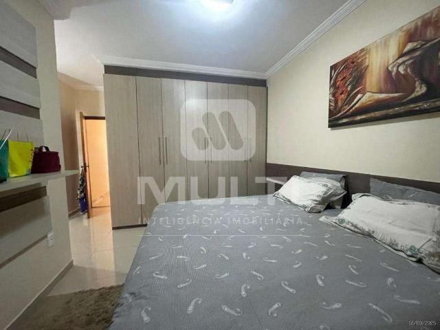 Casa / Sobrado para Venda em Uberlândia/MG Jardim Europa 3 Quartos