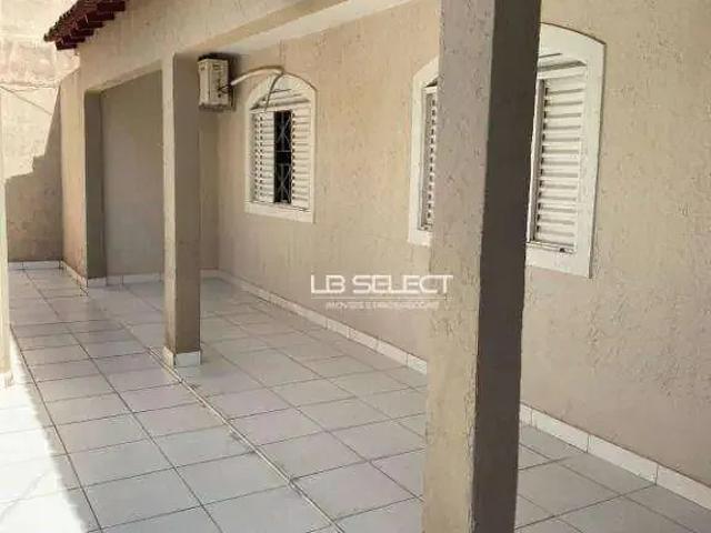 Casa / Sobrado para Venda em Uberlândia/MG Jardim Finotti 3 Quartos