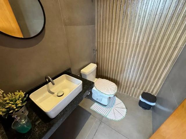 Casa / Sobrado para Venda em Uberlândia/MG Jardim Karaíba 3 Quartos